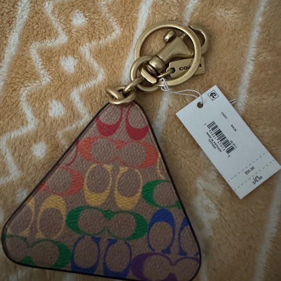 Authentic Coach Pride collection 2023 - Picture 3 of 3